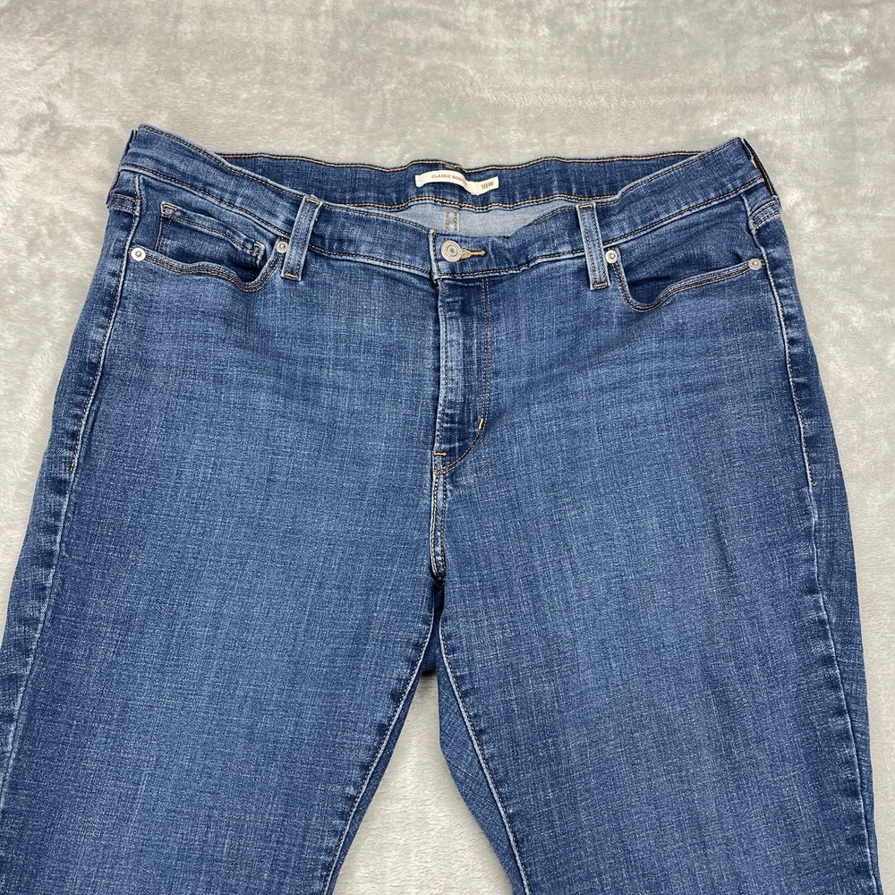 Levi's Jeans Womens 18W (37x28) Blue Denim Medium Wash Red Tab Classic Bootcut - Picture 6 of 11